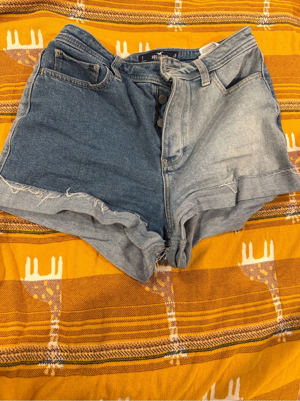 Hollister Two-Tone High-Rise Denim Shorts - Dark Blue & Light Blue
